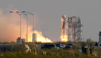 Ďalší miliardár vo vesmíre: Prvý let Blue Origin Bezosa bol úspešný