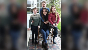 Princezná Kate sa pripomenula fotkou s deťmi. Takto vidia situáciu na kráľovskom dvore odborníci