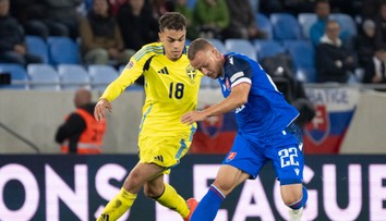 Slovensko sa vrátilo do zápasu a vďaka dvom gólom Strelca získalo v súboji so Švédskom bod