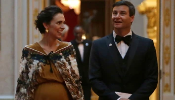 Novozélandská premiérka porodí vo funkcii ako druhá žena v histórii