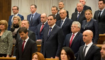 Rokovanie parlamentu začalo minútou ticha za zosnulého poslanca Ondreja Bindera