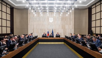 Štát vlani hospodáril lepšie ako sa čakalo, deficit sa znížil