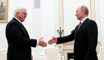 Steinmeier Putinovi: Musíme čosi urobiť proti rastúcemu odcudzeniu našich krajín