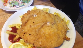 Koľko stojí obed počas práce? V Bratislave zarábajú najviac, no utratia menej