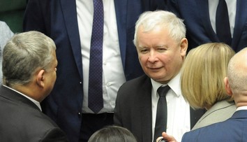 Takto Kaczyňski reagoval na znovuzvolenie Tuska: Je to čierny štvrtok s následkami pre EÚ