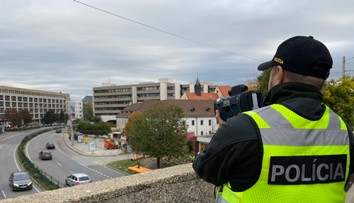 VIDEO: S policajtmi a radarom sme sa vrátili na Zochovu. Niektorí vodiči sú nepoučiteľní