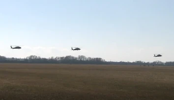 Nebo nad Prešovom burácalo ako v bojovej zóne. Zastávku si tam spravili bojové vrtuľníky NATO