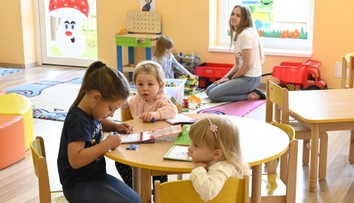 Rodičia škôlkarov sa tešili predčasne. S poplatkami to bude inak, ako si mysleli