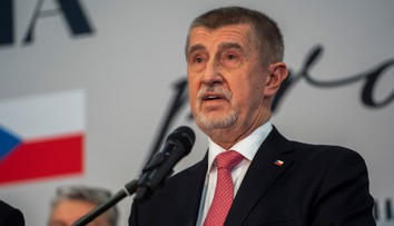 Voľby do českého Senátu prvýkrát vyhralo ANO. Vláda si však udržala väčšinu