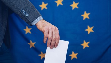 Má nedostatočné vzdelanie súvis s nízkou účasťou v eurovoľbách? Môže nás čakať zmena vo výučbe