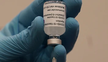 Holandsko pozastavilo očkovanie vakcínou od firmy AstraZeneca