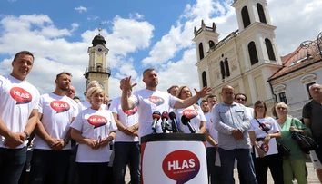 V parlamentných voľbách by zvíťazil Hlas-SD pred OĽaNO a SaS