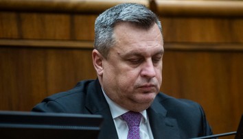 Andrej Danko prišiel o vodičský preukaz. Vo štvrtok ho budú odvolávať v parlamente