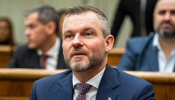 Podporu rekonštruovanej alebo úradníckej vlády vidí Pellegrini jasno