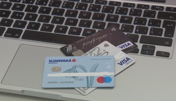 Počet online podvodov prudko rastie. Odborníci varujú aj pred zahraničnými stránkami