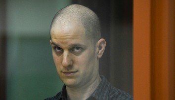 Amerického novinára z Wall Street Journal v Rusku odsúdili za špionáž. Dostal 16 rokov väzenia