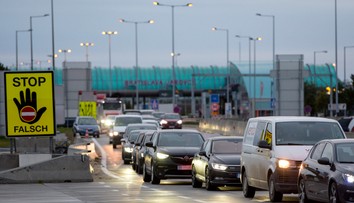 Kontroly na hraniciach sa nekončia. Rakúsko ich predĺžilo o ďalších 20 dní