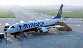 Lietadlá Ryanair môžu po tvrdom brexite zostať na zemi až tri týždne