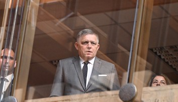 Smer, Hlas aj SNS odsudzujú útoky na ministrov. Len si vykonávajú svoje povinnosti, tvrdia