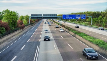 Ani vyhasnuté životy kompetentných nenakopli: Nelegálnych dopravcov nikto nekontroluje