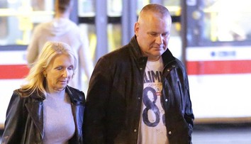 Čo robí prepustený Kajínek? Predviedol fešnú doktorku aj nové luxusné auto