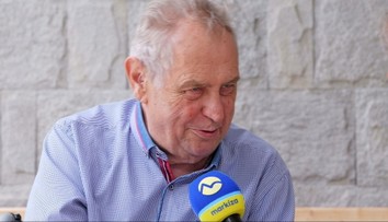 Zachránila ho policajná vetrovka. Miloš Zeman exkluzívne prehovoril o svojej dovolenke na Slovensku