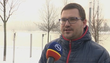 Písal o expredsedovi parlamentu Paškovi, teraz čelí úplne novej obžalobe a väzeniu