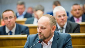 Poslanci OĽaNO chcú poslanecký prieskum kvôli problémom portálu Slovensko.sk