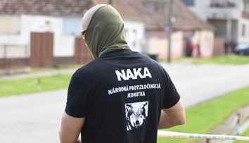 Medzi lustrovanými novinármi boli aj šiesti z TV Markíza. Reportérovi nevedeli doručiť predvolanie