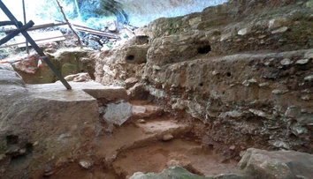 Objav z francúzskej jaskyne dokazuje, že neandertálci neboli podradný druh človeka