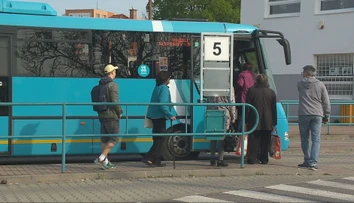V tomto meste zrušili MHD pre nízky záujem. Ľuďom ale vymysleli náhradu