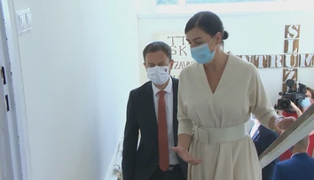 Čistý deň odmieta vrátiť druhú budovu. Miesto, kde sa diali zverstvá, navštívil premiér