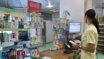 V lekárňach bol nedostupný skoro rok. ŠÚKL obnovil dodávky známeho lieku na chrípku a nachladnutie