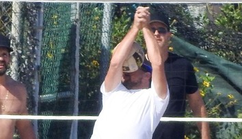 Au, to muselo bolieť! Hollywoodsky herec to schytal rovno do tváre