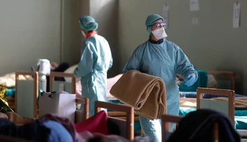Sestrička, ktorá sa stará o covid pacientov, vyhrala v lotérii. Stále tomu nemôže uveriť