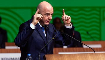 Ak existuje rasizmus, neexistuje futbal. FIFA zavedie nulovú toleranciu, reaguje na dva nedohraté zápasy