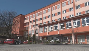 Až 45 pracovníkov domu seniorov v Likavke je v karanténe, kolegyňa má koronavírus