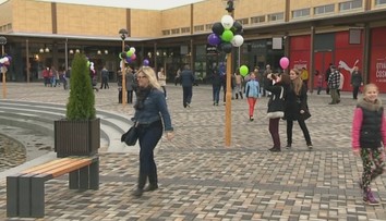 Smutný príbeh outletu Voderady nemá konca. Nikto ho nechce ani za tretinovú cenu