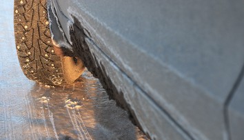 Na tieto úseky si dajte pozor! Povodne, poľadovica, snehové jazyky