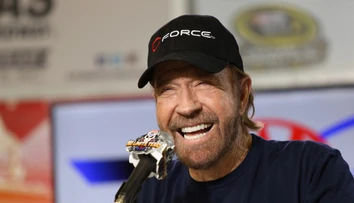 Návšteva svetových rozmerov. Slávny Chuck Norris je na Slovensku