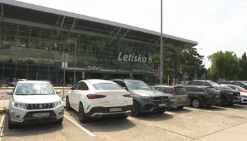 Cestovanie lietadlom nemusí byť také lacné. Prekvapiť môžu poplatky za parkovanie, niekde pýtajú stovky eur