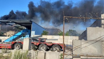 Požiar nelegálnej skládky v Bratislave lokalizovali