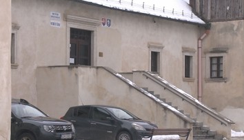 Z obecnej kasy spreneverila viac ako milión. Peniaze si však neužila, posielala ich veštici