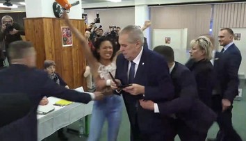 Ukrajinka, ktorá napadla Zemana, prišla o zamestnanie