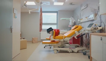 Boxy oddelené plachtou nahradili izbami s hotelovým komfortom. Vo Zvolene otvorili novú pôrodnicu