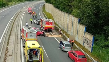 Vážna nehoda na D1 v smere na Liptovský Mikuláš. Zasiahnuť musel aj vrtuľník