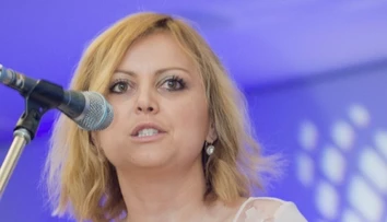Evita sa dostala z dlhov podobne ako to spravil aj Bašternák
