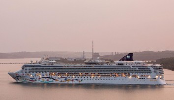 Loď s vyše 3-tisíc ľuďmi na palube nemôže zakotviť, údajne tam vypukla cholera