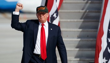 Trump v tom má jasno: Zrušme voľby a rovno ma vyhlásme za prezidenta