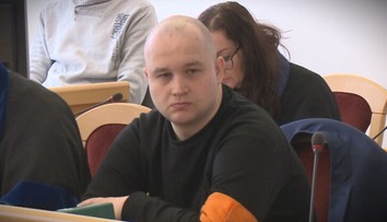 Nožom zaútočil na tínedžerky za bieleho dňa. Mladý študent medicíny sa postavil pred súd